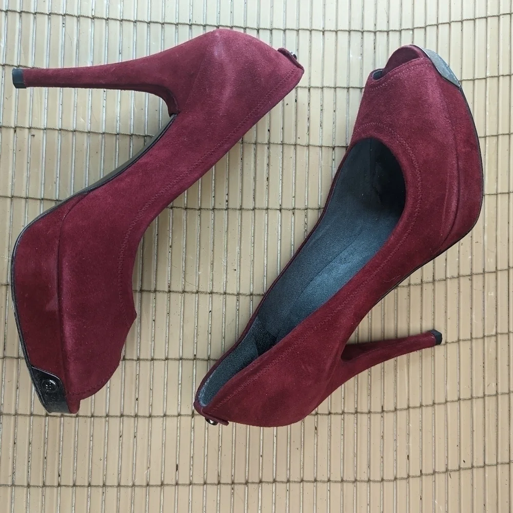 Stuart Weitzman red Suede Peep Open Toe 5